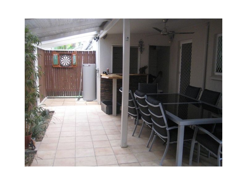 4/37 Albury Street, Pimlico QLD 4812