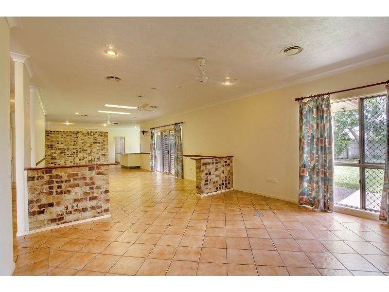 47 Riovista Way, Kirwan QLD 4817