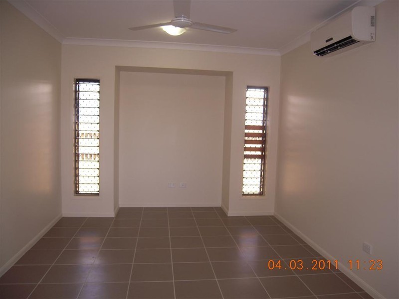 6 Black Apple Avenue, ‘Sanctum’, Mount Low QLD 4818