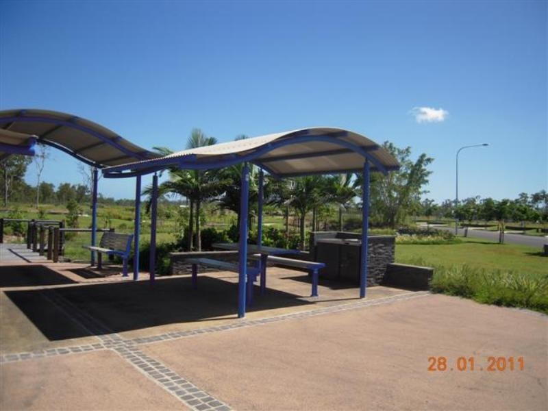 6 Black Apple Avenue, ‘Sanctum’, Mount Low QLD 4818