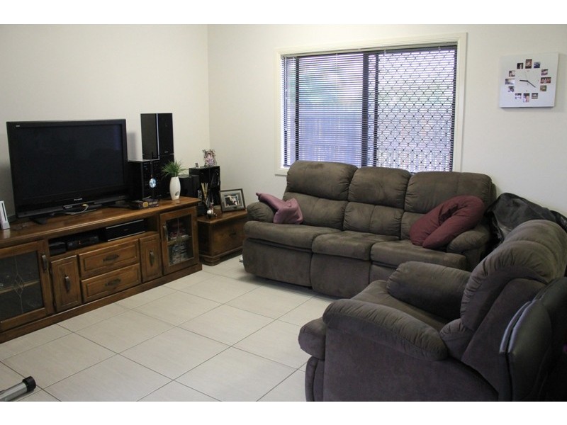 19 Rangeleigh Court, Mount Louisa QLD 4814