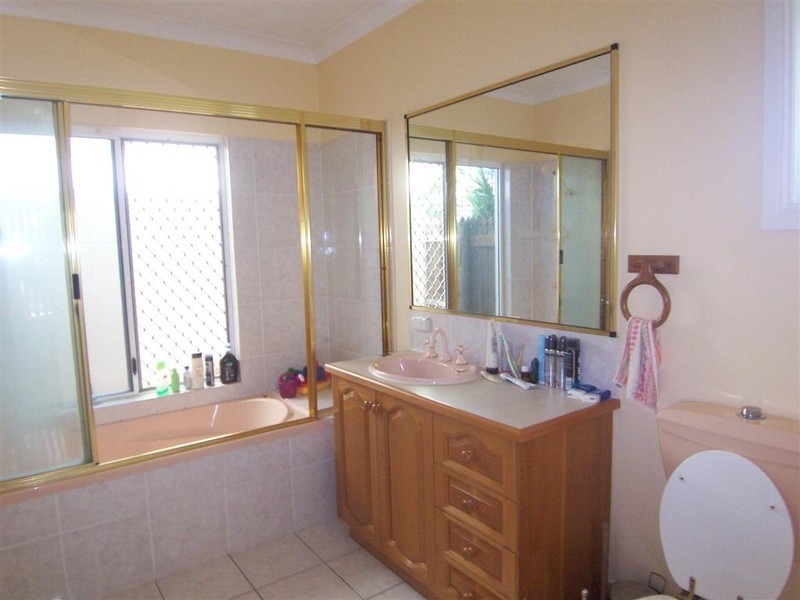 39 Raintree Way, Kirwan QLD 4817