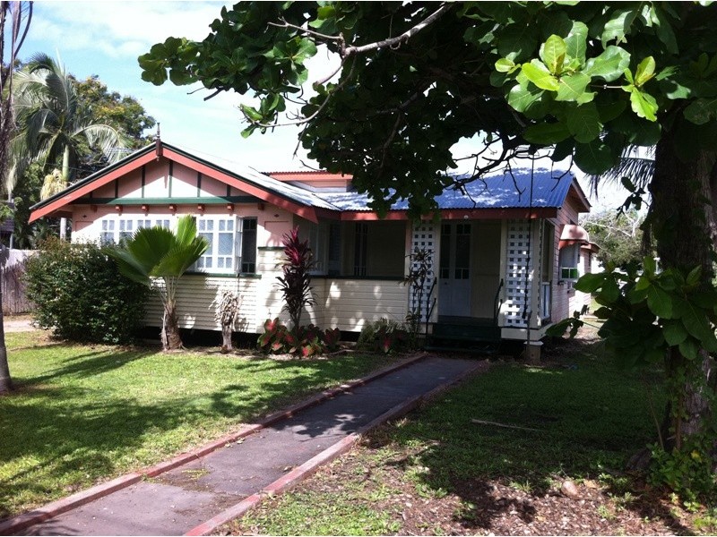 42 French Street, Pimlico QLD 4812