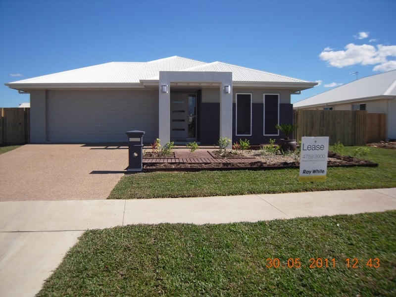 14 Iona Avenue “North Shore”, Burdell QLD 4818