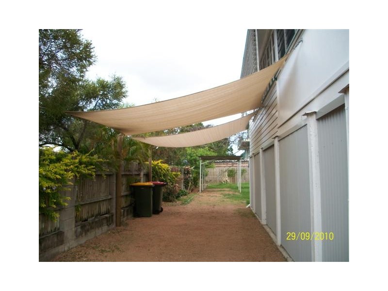 72 Queens Road, Hermit Park QLD 4812