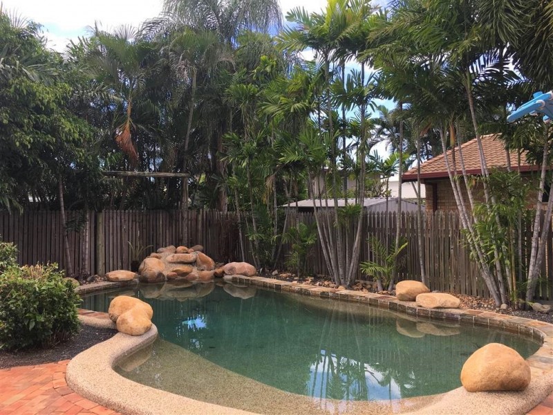 13 Malaga Street, Kirwan QLD 4817