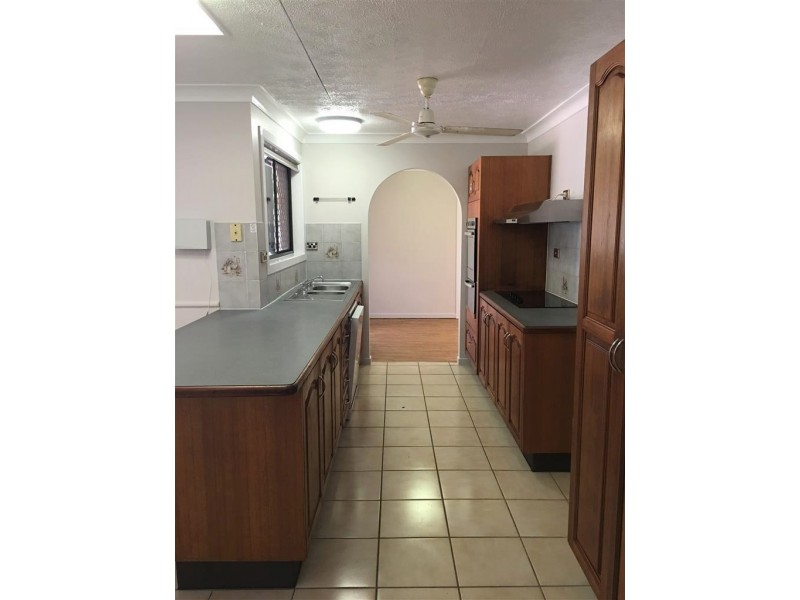 13 Malaga Street, Kirwan QLD 4817