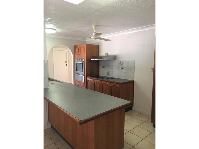 13 Malaga Street, Kirwan QLD 4817