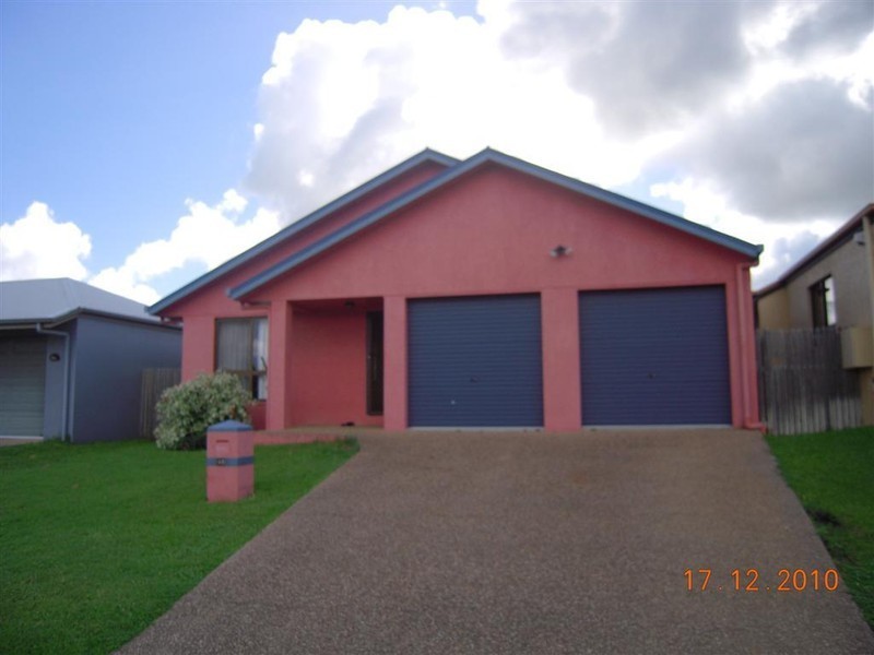 42 Estuary Parade, Douglas QLD 4814