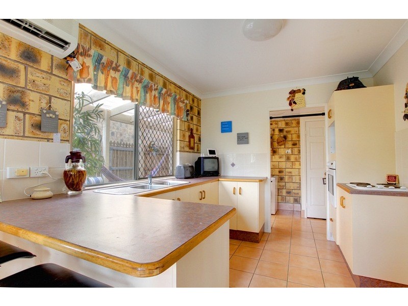 2/76 Thirteenth Avenue, Railway Estate QLD 4810