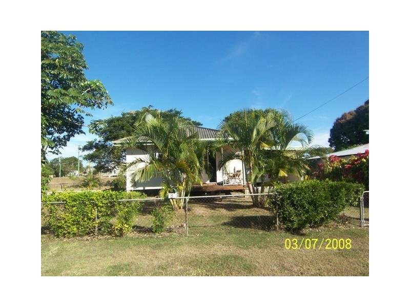 8 Jermyn Street, Hyde Park QLD 4812