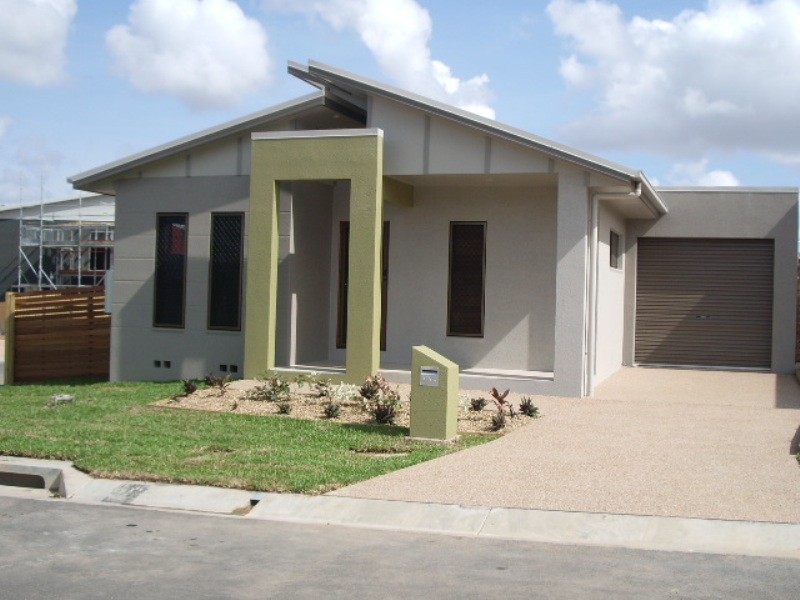 9 St Kilda Row, Douglas QLD 4814