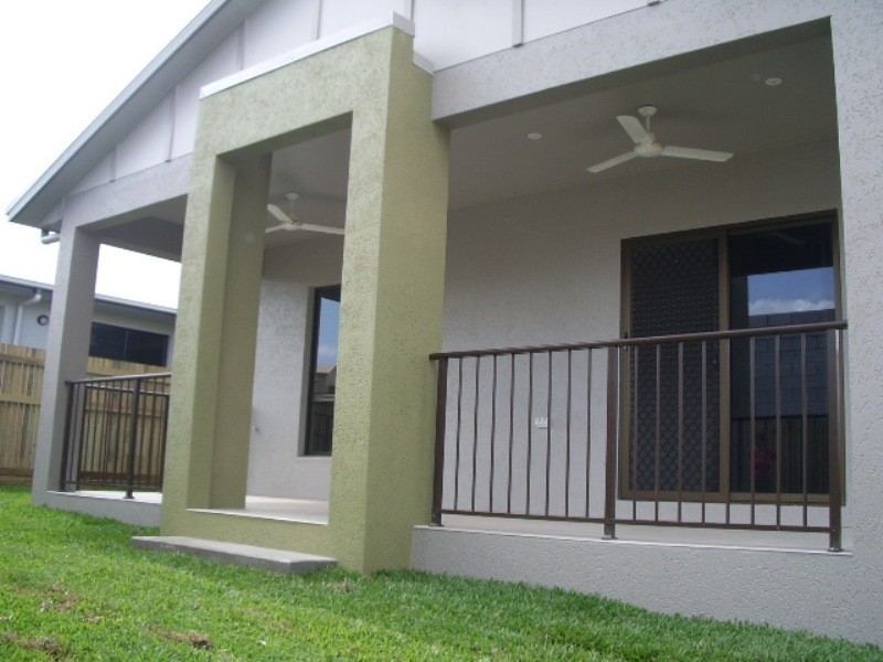 9 St Kilda Row, Douglas QLD 4814