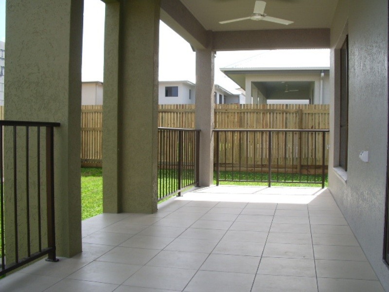 9 St Kilda Row, Douglas QLD 4814