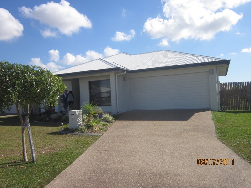 11 Ningaloo Crescent, Burdell QLD 4818