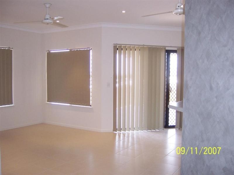 5 Phantom Place, Mount Louisa QLD 4814