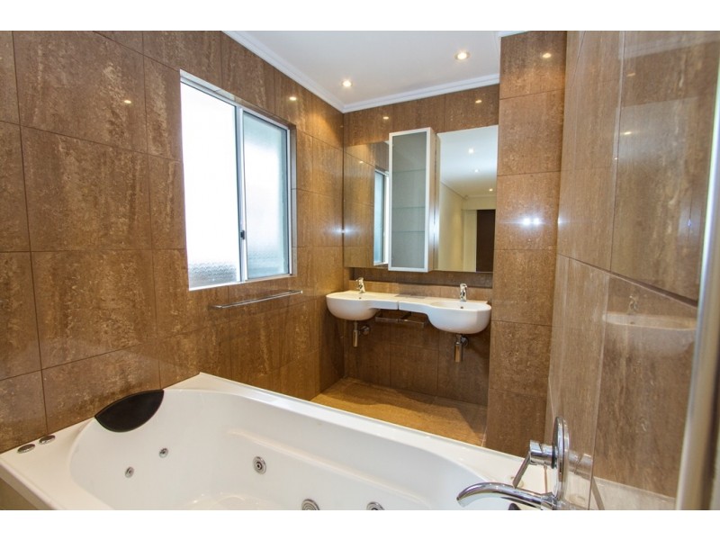 64 Lakeland Boulevard, Idalia QLD 4811