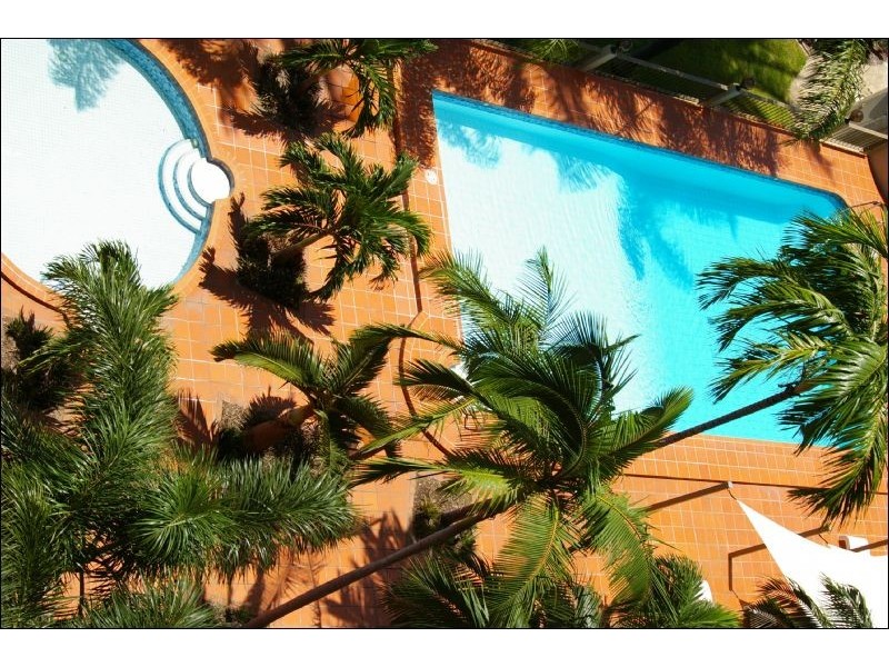 1210/75  The Strand, North Ward QLD 4810