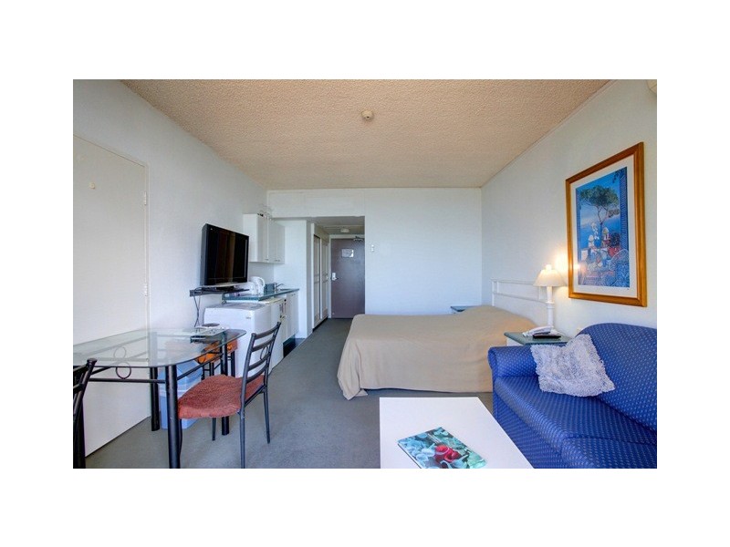 1210/75  The Strand, North Ward QLD 4810