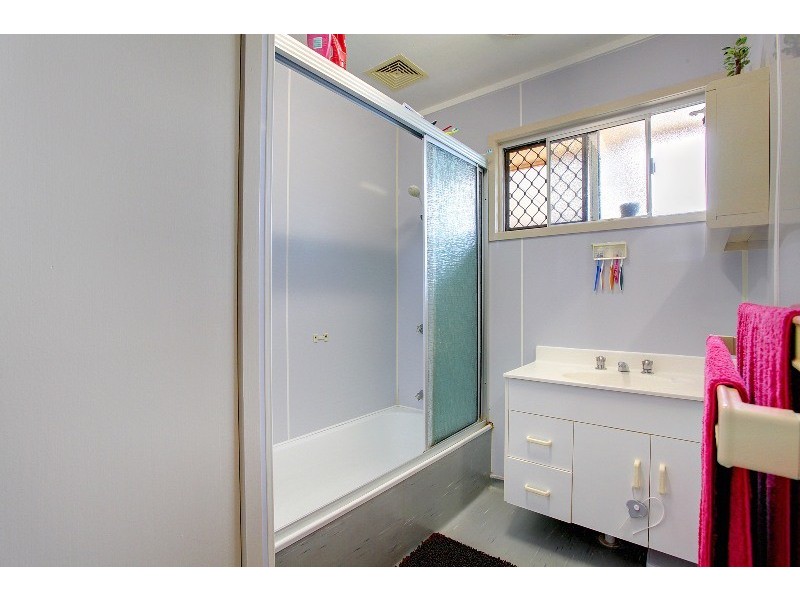 16 Cuthbert Crescent, Vincent QLD 4814