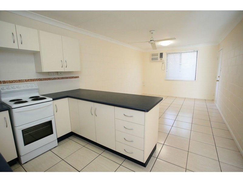 1/13 Granville Street, Pimlico QLD 4812