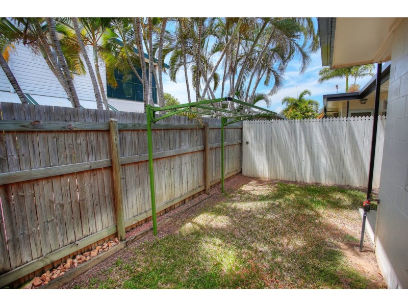 1/13 Granville Street, Pimlico QLD 4812