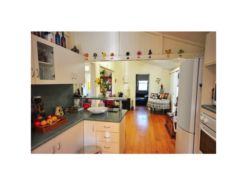 14 Eighth Avenue, South Townsville QLD 4810