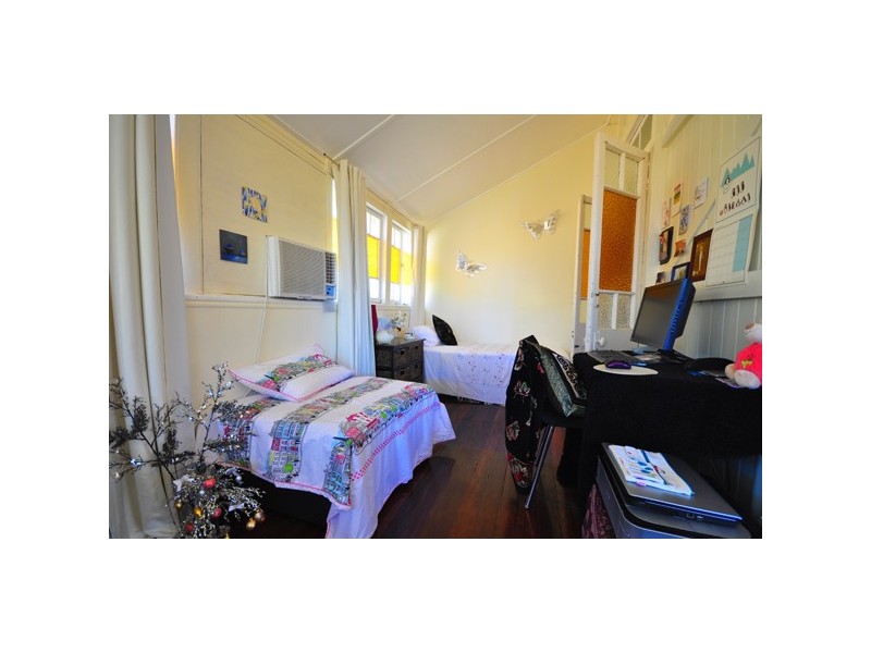 14 Eighth Avenue, South Townsville QLD 4810