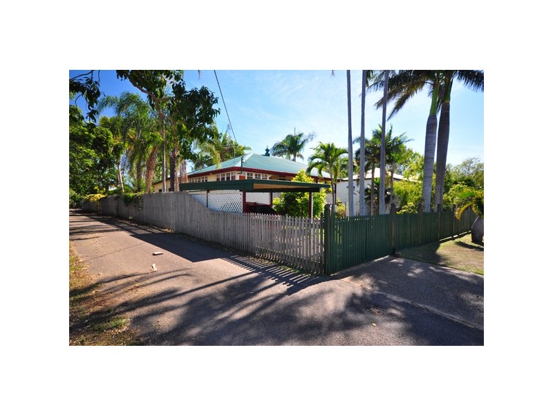 14 Eighth Avenue, South Townsville QLD 4810