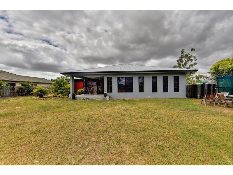 58 Mt Low Parkway, Mount Low QLD 4818