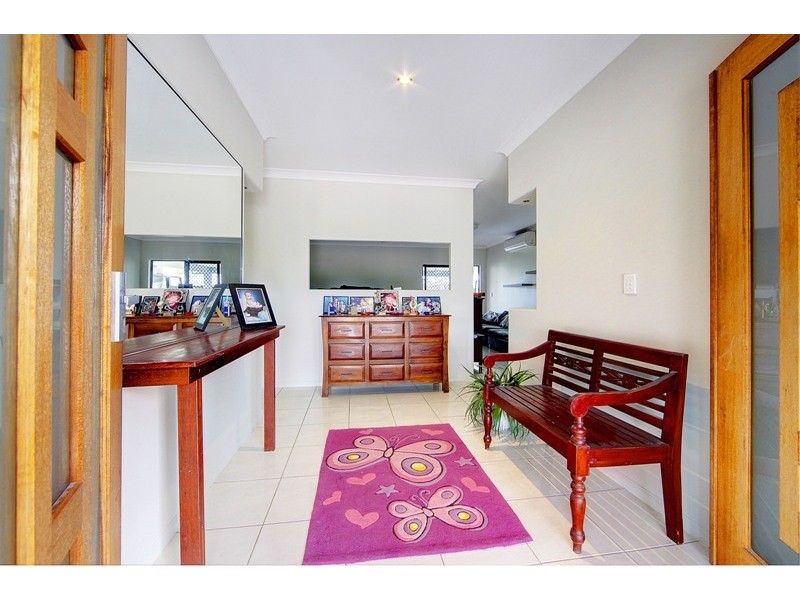 58 Mt Low Parkway, Mount Low QLD 4818