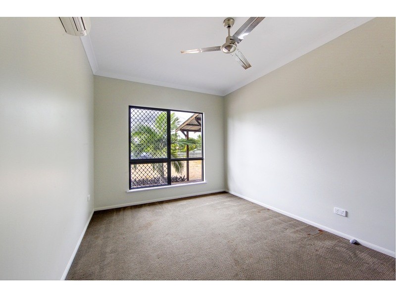 58 Mt Low Parkway, Mount Low QLD 4818