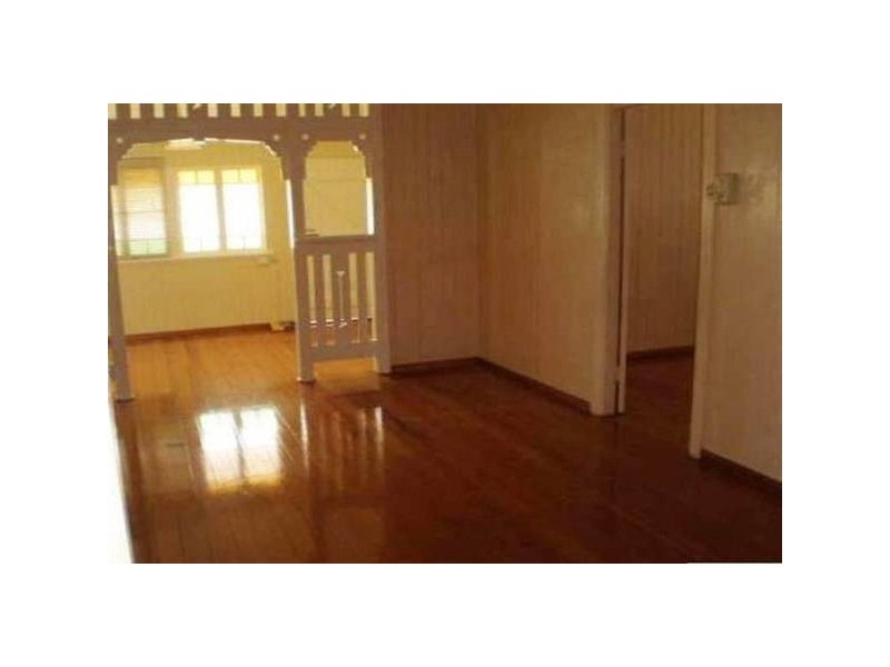 72 Queens Road, Hermit Park QLD 4812