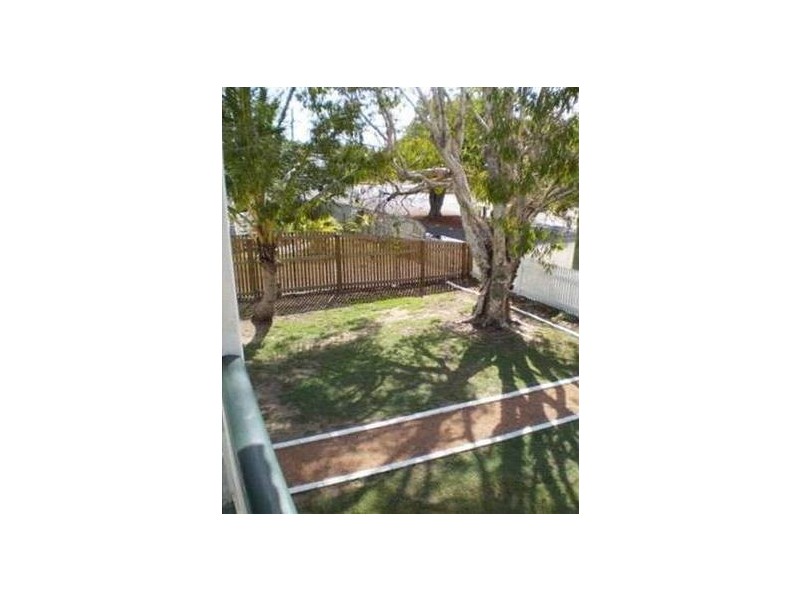 72 Queens Road, Hermit Park QLD 4812