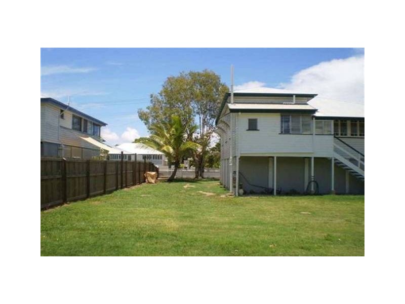 72 Queens Road, Hermit Park QLD 4812