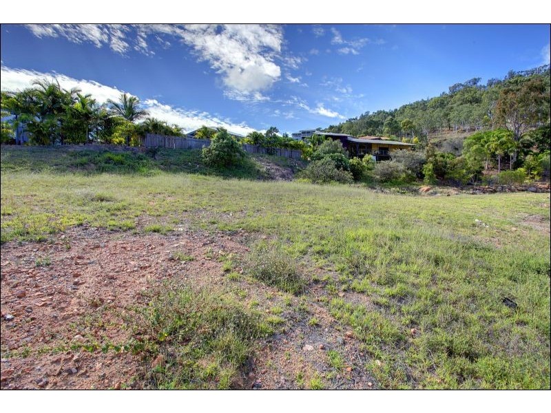 6 Chandon Place, Castle Hill QLD 4810