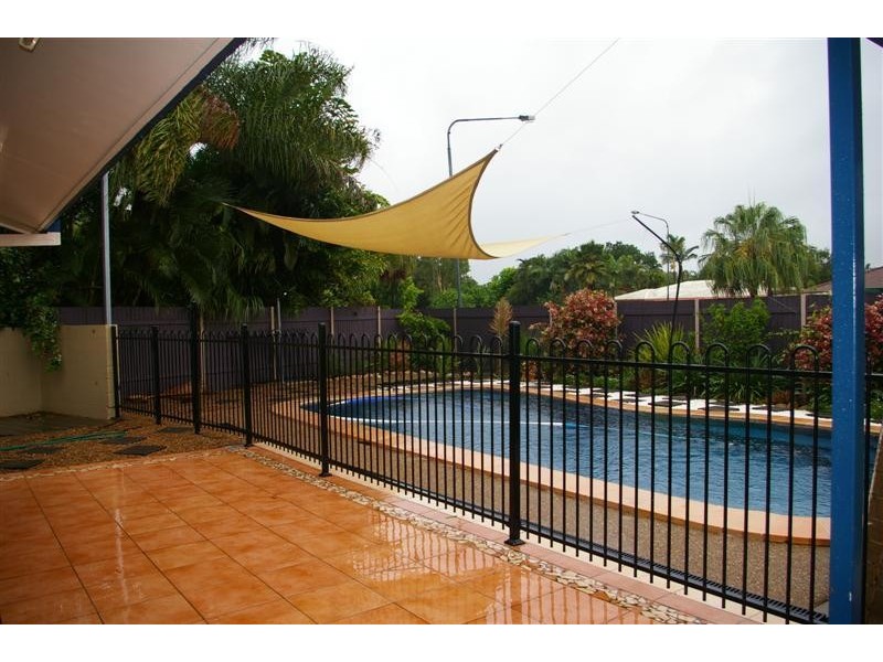 16 Yolanda Drive, Annandale QLD 4814