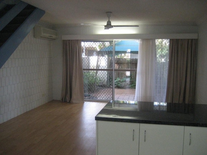 3/34 Bayswater Road, Hyde Park QLD 4812