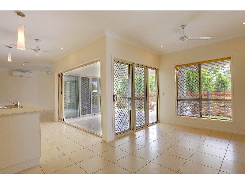 24 Dunlop Street, Kelso QLD 4815