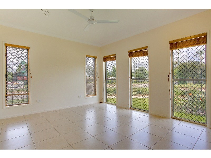 24 Dunlop Street, Kelso QLD 4815