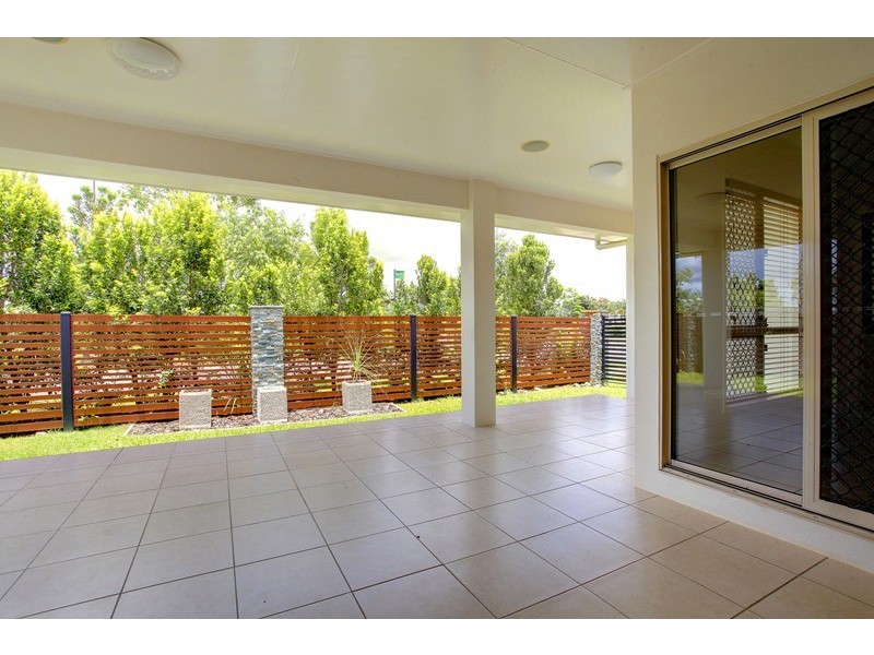 24 Dunlop Street, Kelso QLD 4815