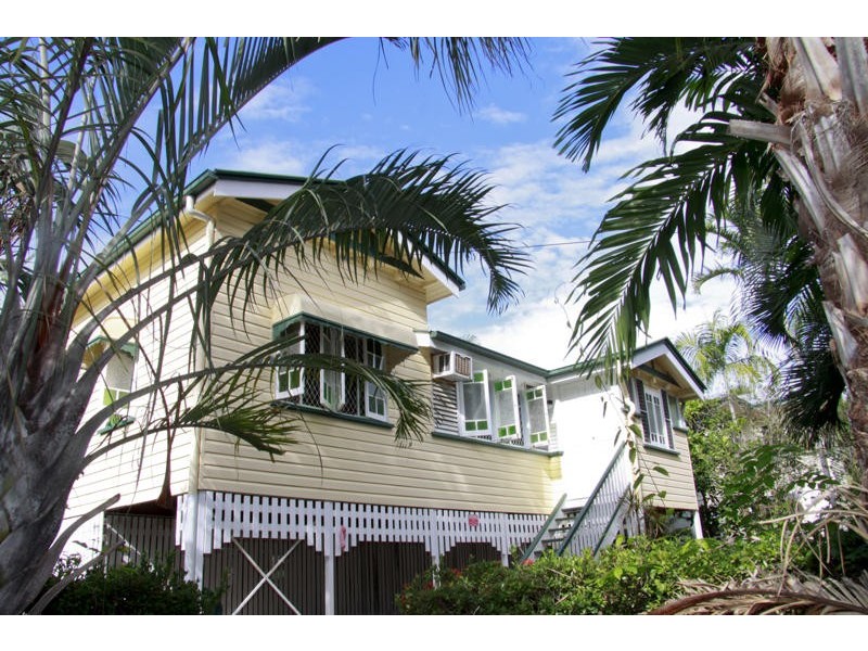 17 Derby Street, Pimlico QLD 4812