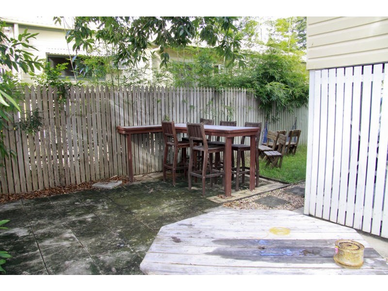 17 Derby Street, Pimlico QLD 4812