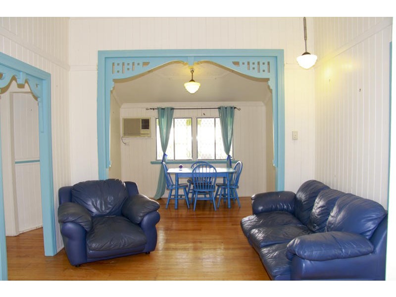 17 Derby Street, Pimlico QLD 4812