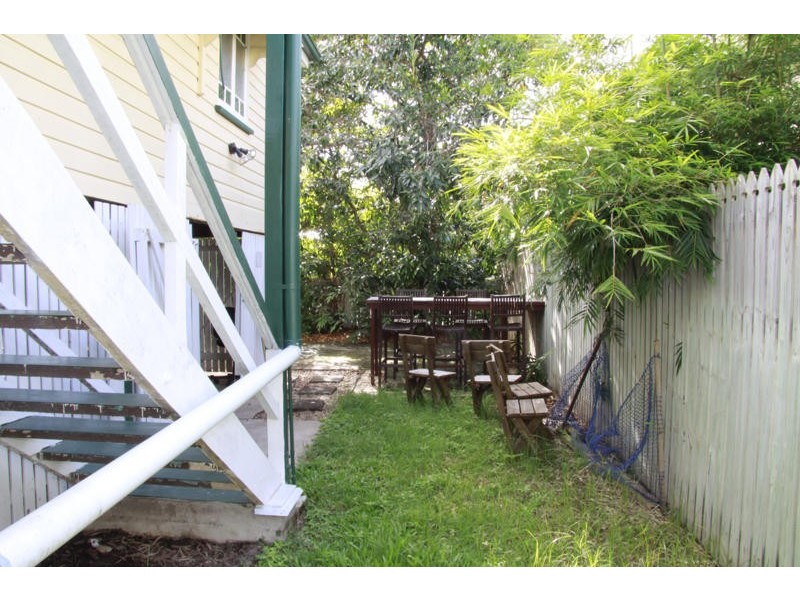 17 Derby Street, Pimlico QLD 4812