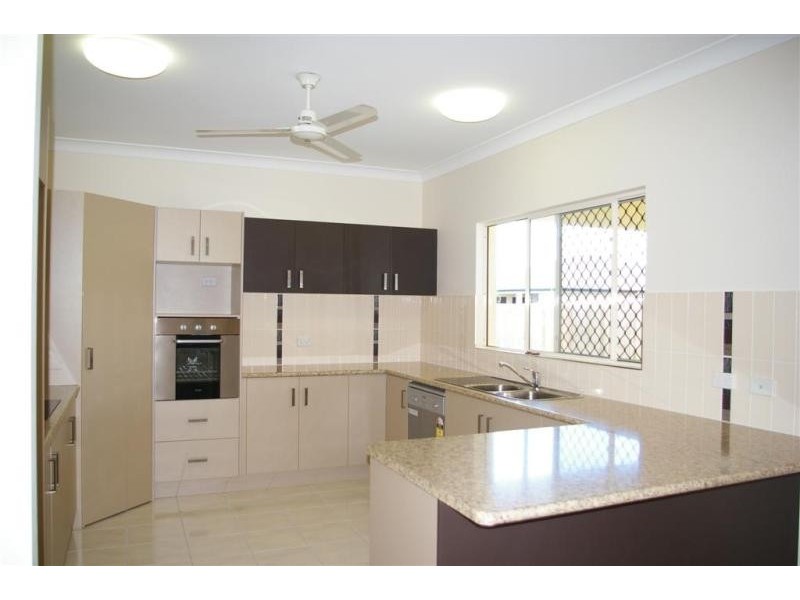 8 Fernbank Parade, Idalia QLD 4811