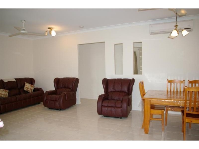 8 Fernbank Parade, Idalia QLD 4811