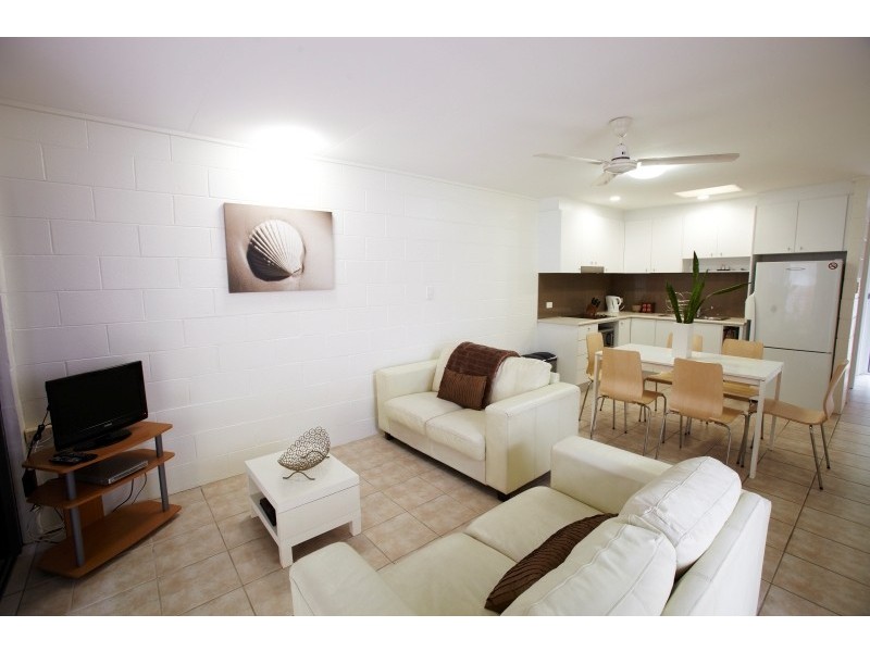 5 Hordern Avenue, Arcadia, Magnetic Island QLD 4819