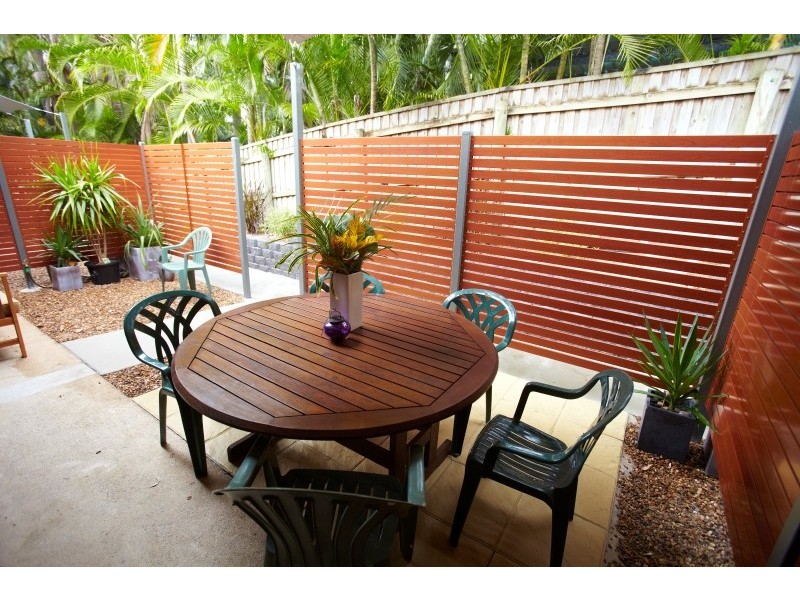 5 Hordern Avenue, Arcadia, Magnetic Island QLD 4819