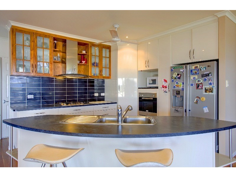 11 Genesta Court, Bushland Beach QLD 4818